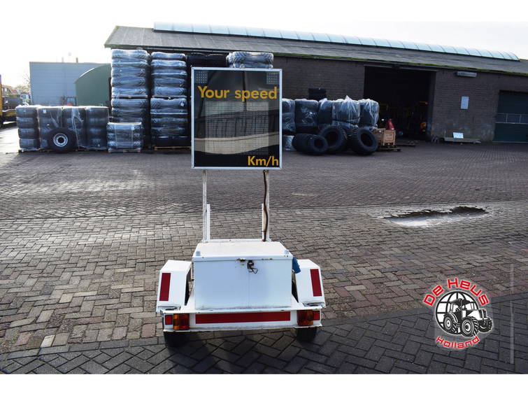 Diversen Radar speed Sign wagen. 3