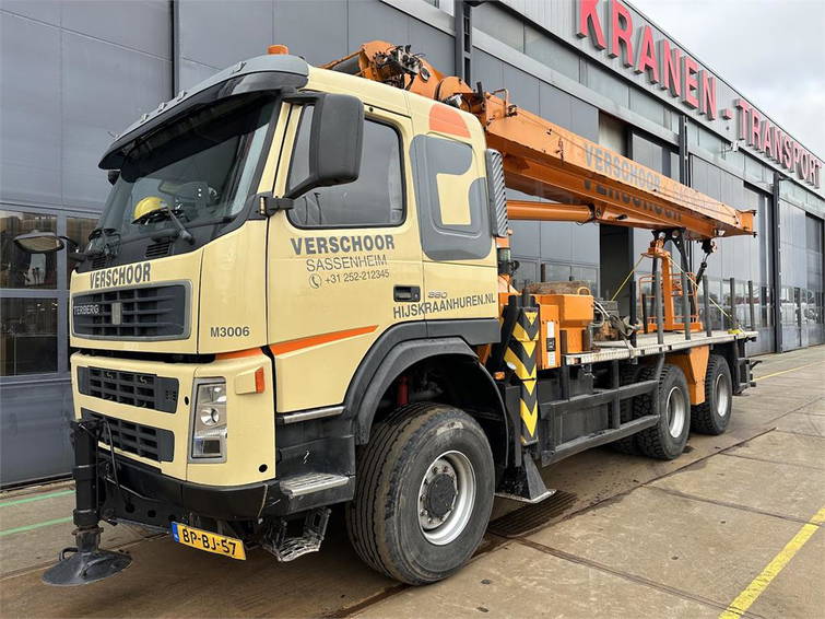 Terberg Manitex 30100 2