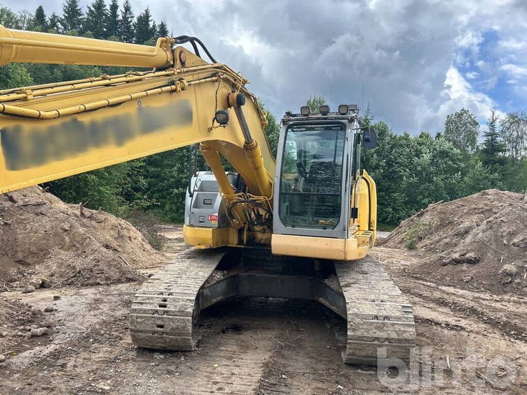 Kobelco E235SR-1ES 4