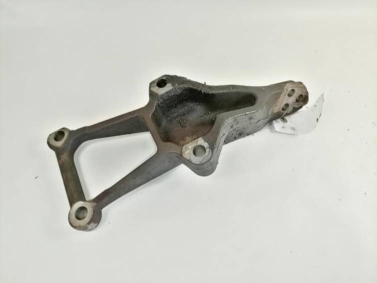 Scania Engine bracket 3