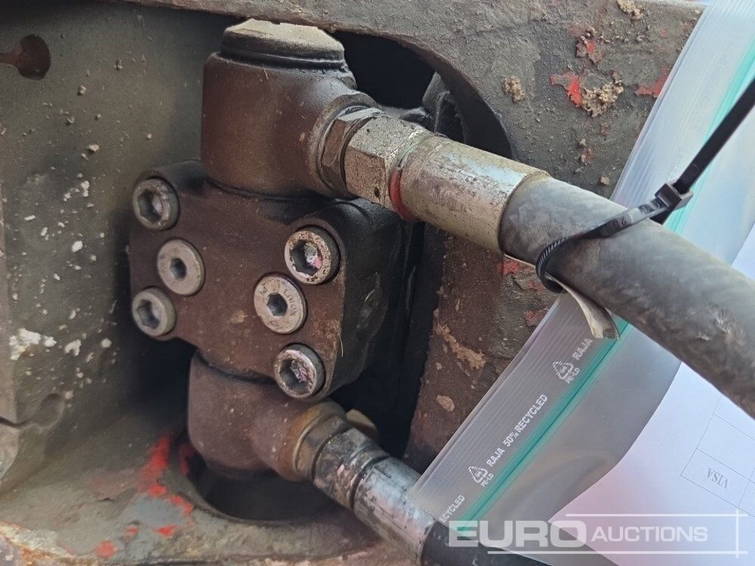 Diversen Hydraulic Breaker to suit Arden QA20 11