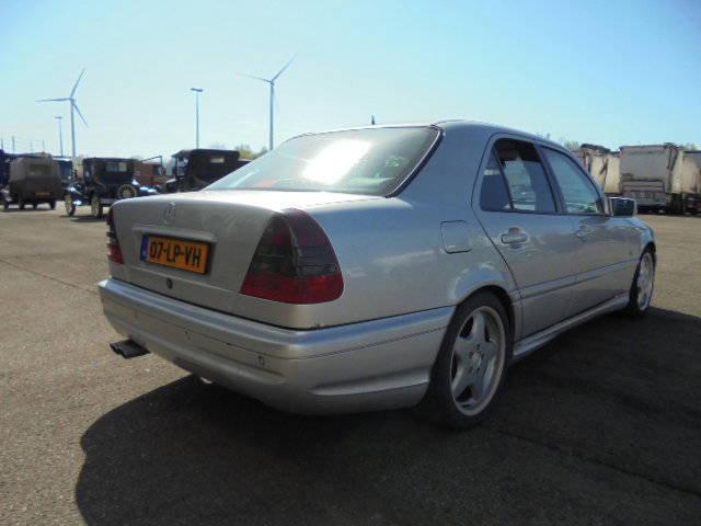 Mercedes-Benz C-klasse 43 AMG 3