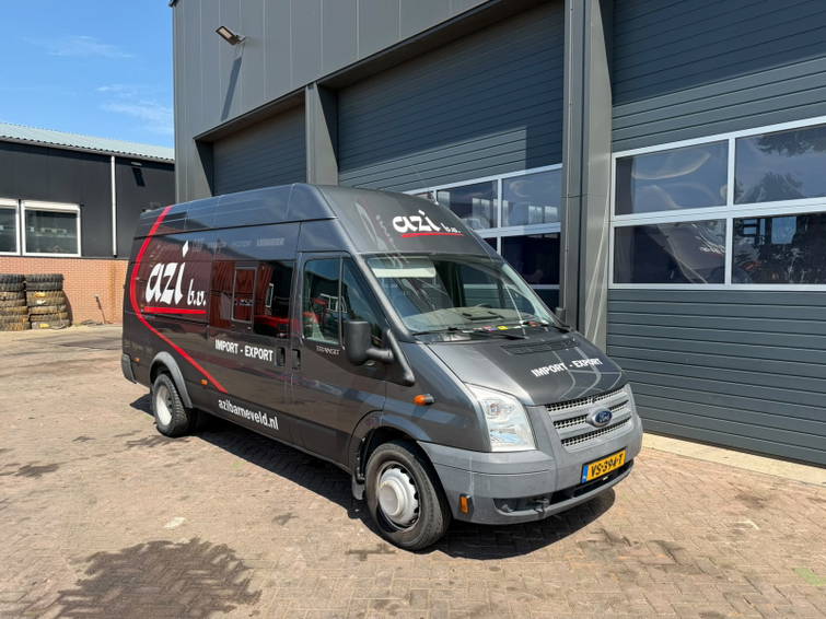 Ford Transit 2