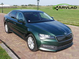 Škoda Superb 1.4 TSI HYB AUT iV Sportline HB14500 Netto
