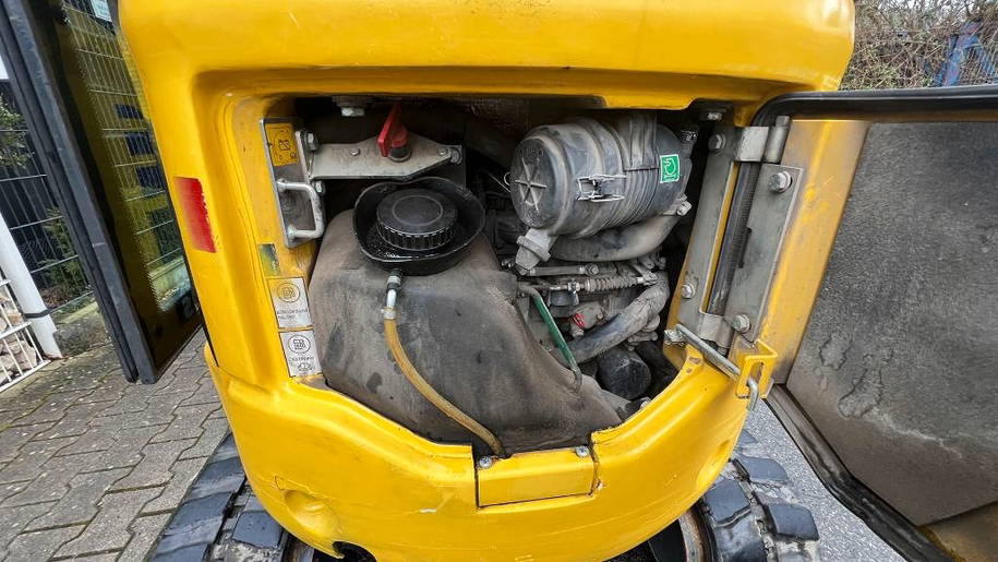 Komatsu PC16 R-3HS, Minibagger mit Schnellwechsler MS 01 12