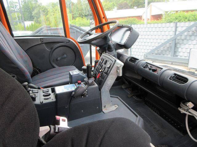 Unimog U400 Drei-Seiten-Kipper 9