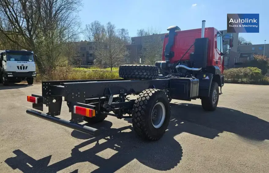 Astra HD9 Châssis cabine / Chassis cab 9