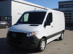 Mercedes-Benz Sprinter 215 CDI Kasten Flach