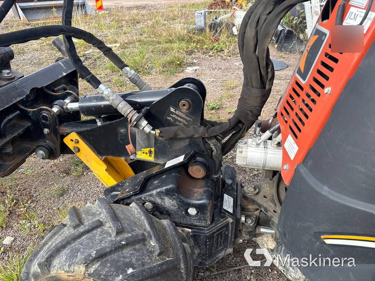 Ditch Witch R300 Zahn 25