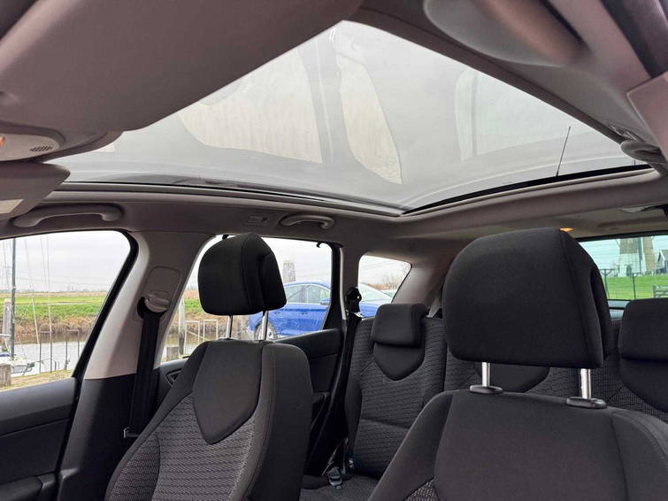 Peugeot 308 SW 2.0 HDiF XT 19