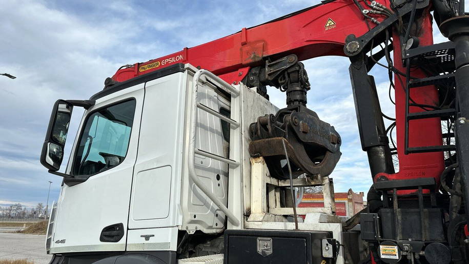 Mercedes-Benz 4145 8x4 6