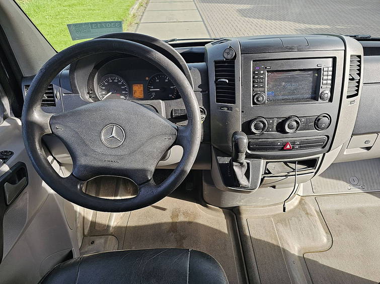 Mercedes-Benz Sprinter 318 CDI 8