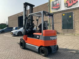 Toyota 7Fbmf30 3000KG 5.50Meter Heftruck