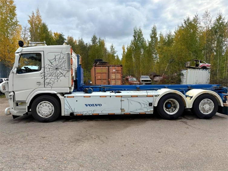 Volvo FM 13 D13 6x2 Vaijerivaihtolava-auto 2