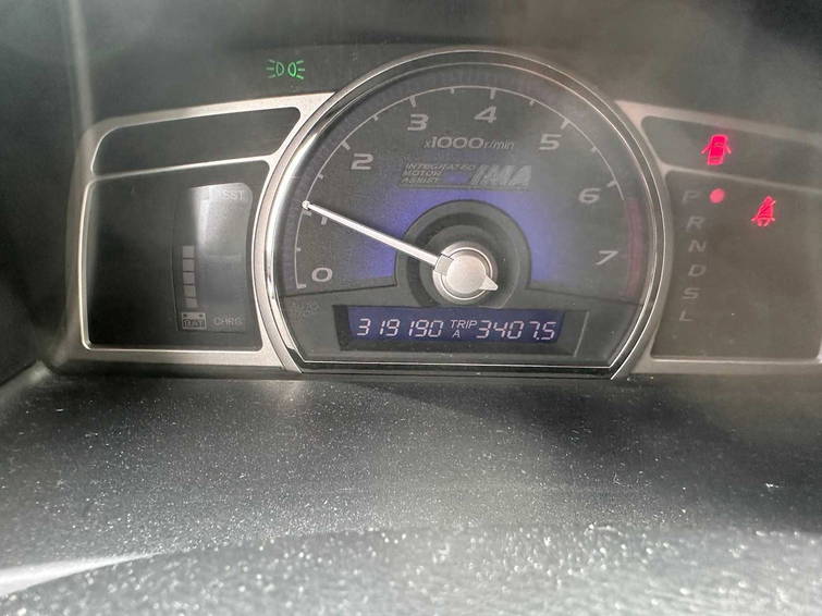 Honda Civic 1.3 Hybrid 9