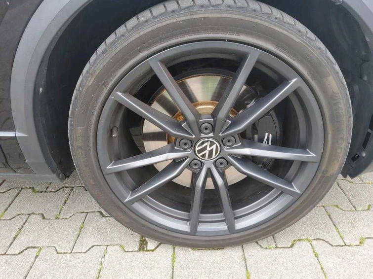 Volkswagen T-Roc R 2.0 TSI 4Motion 14