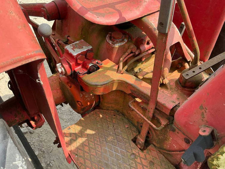 Mc Cormick D-320 7