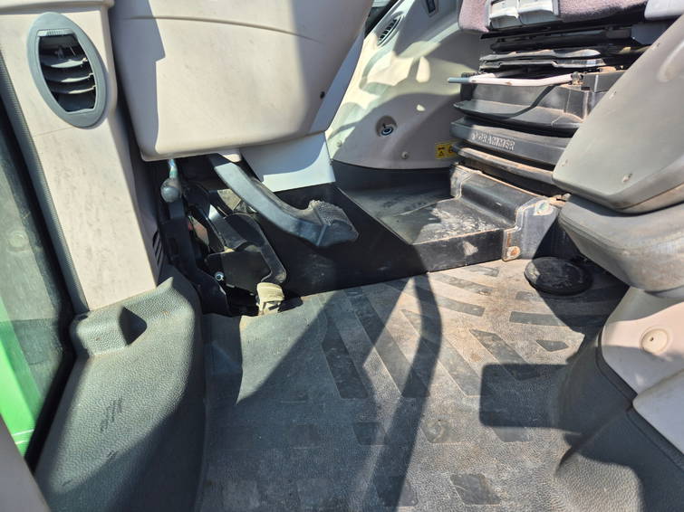 Fendt 828 Vario 16