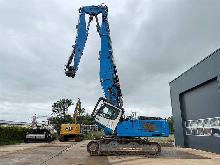 Liebherr R940 Litronic Demolition 23 m 1
