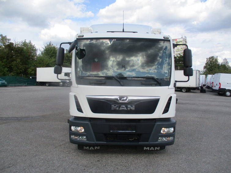MAN TGL 12.220 HC,1 lůžko 3