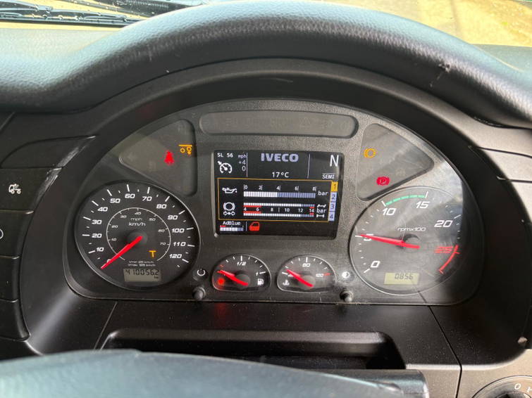 Iveco Stralis 440.46 RHD 6 x 2 8