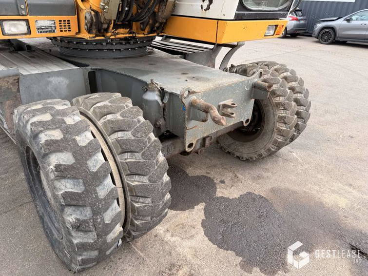 Liebherr A904C Litronic 6