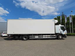 Renault D Sleeper, 19000kgm Retarer, 2 zones temperature , loadlift