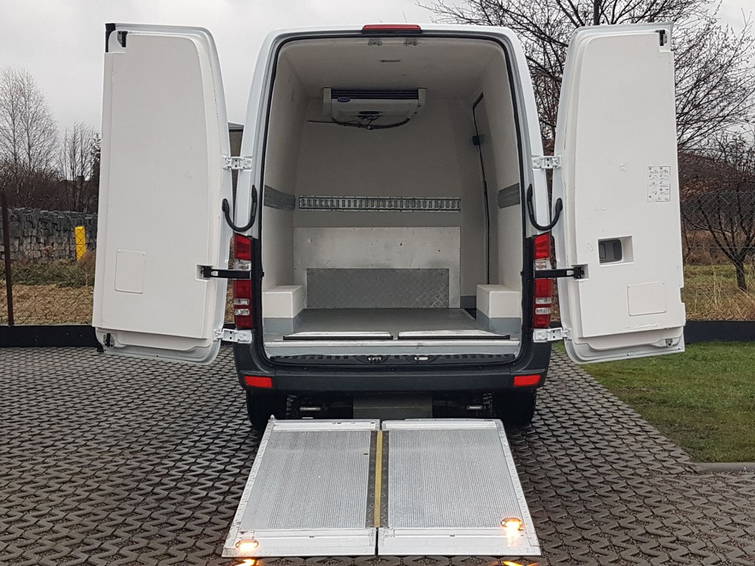 Mercedes-Benz Sprinter Winda CHŁOdnia Agregat ŚRedniak Klima 15