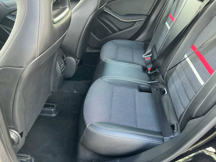 Mercedes-Benz A-klasse 180 Ambition 29
