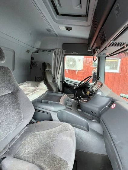 Scania P124-400 4x4/ 6x4 Manual Hydraulics Bogie Lift 5