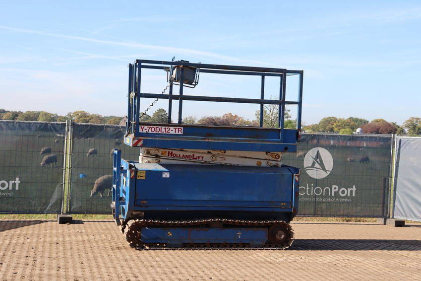Holland Lift Y-70DL12-TR 1