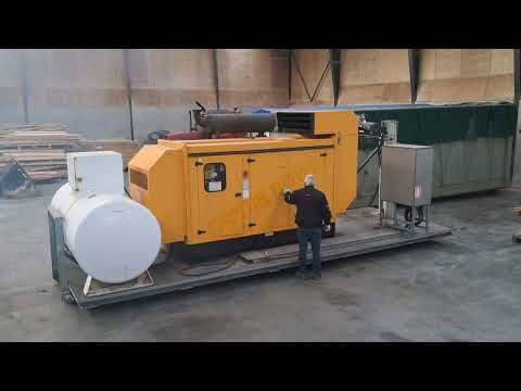 Komplet omplete mobile 250 kVA generator set on truck bed/ flatbed with 2 2
