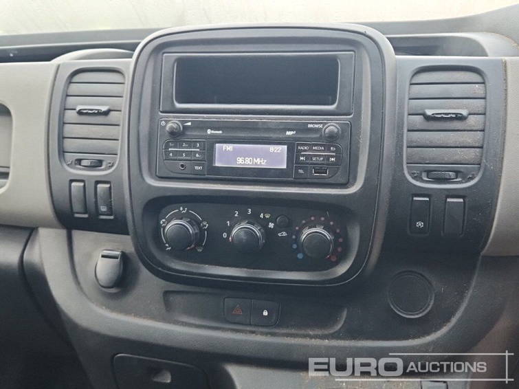 Renault Traffic Business 16