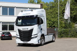 Iveco S-WAY 530 Retarder Safety Lock 2Tanks Navi LED