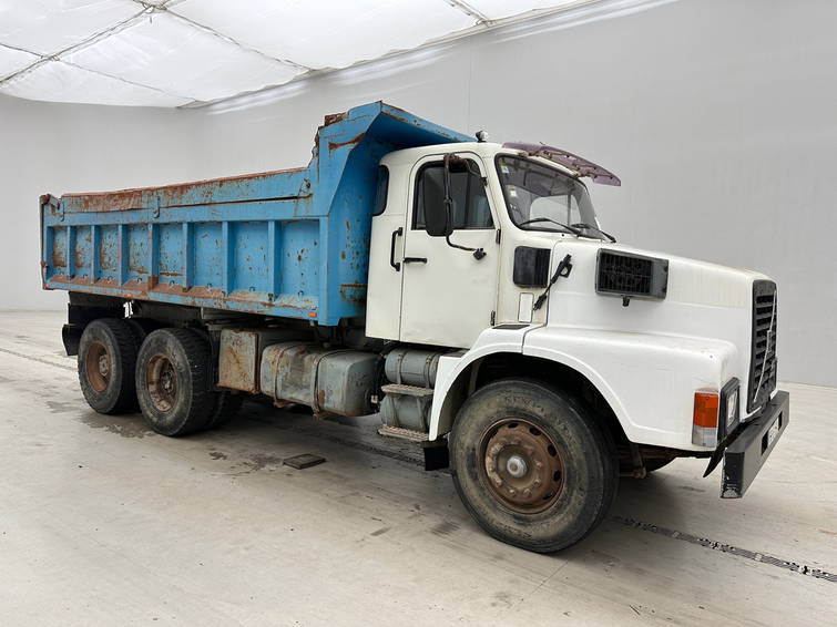 Volvo N 10.320 - 6x4 3