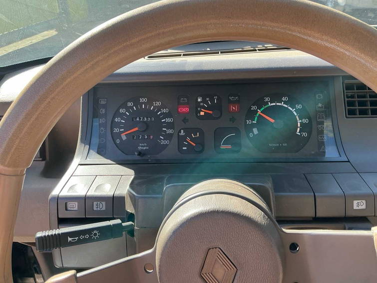 Renault 5 16