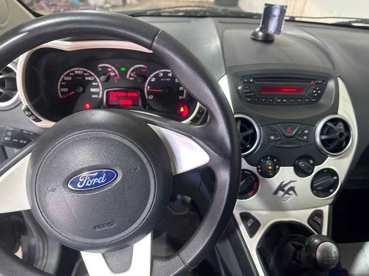 Ford Ka 1.2 Titanium 10