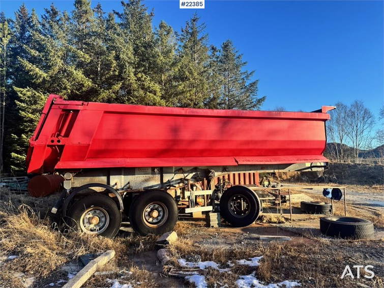 Carnehl 2-axle tipper trailer 7