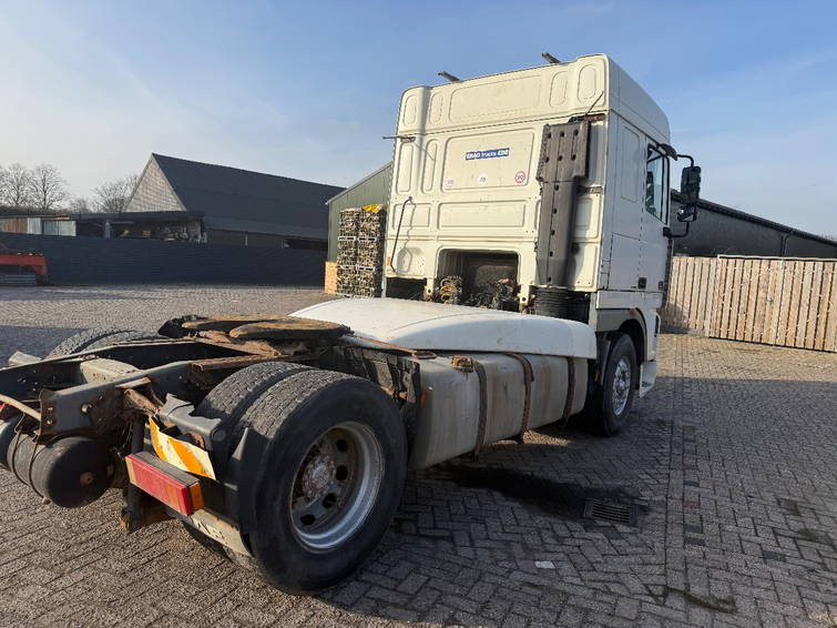 DAF XF 95.430 Tractor Unit 5