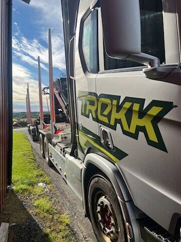 Scania R770 6x4 Loglift 108 Reach 9m Rotator + Grapple 8