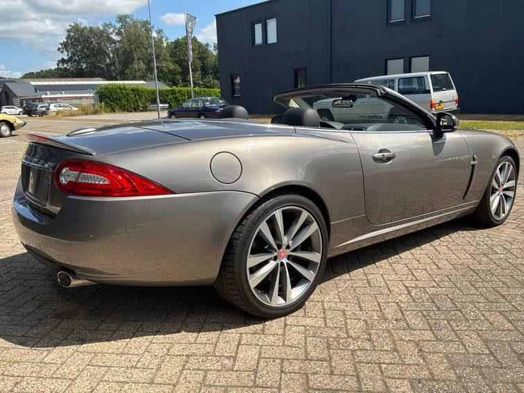 Jaguar XK 5