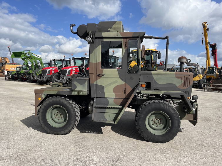 Mercedes-Benz MB Trac 440 10