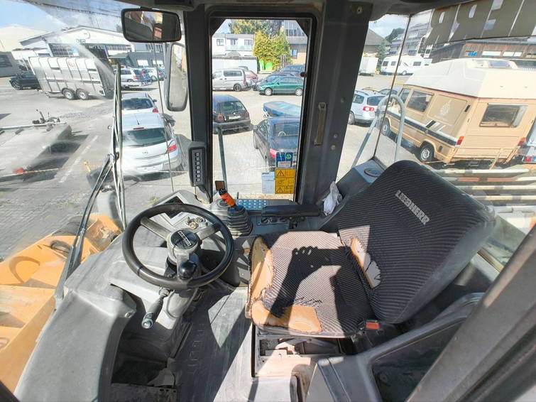 Liebherr L544 Radlader / 11.191h / 2plus2 15