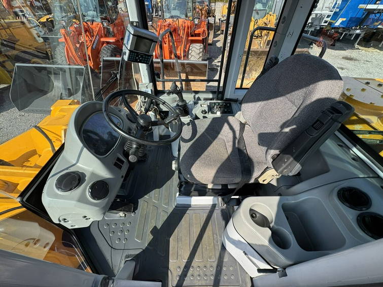 Hyundai HL770-7A 24