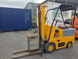 Gaffeltruck 1972 mod med lader OM Gaffeltruck 1972 mod med lader