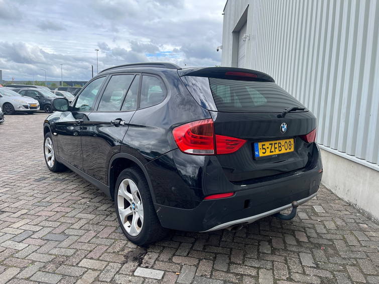 BMW X1 SDrive18d Executive - Motor defect - Schade 4