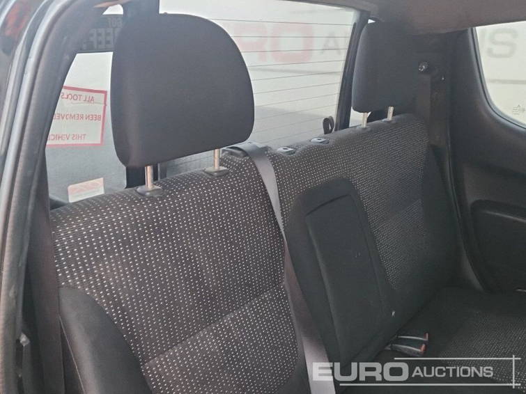 Mitsubishi L 200 22