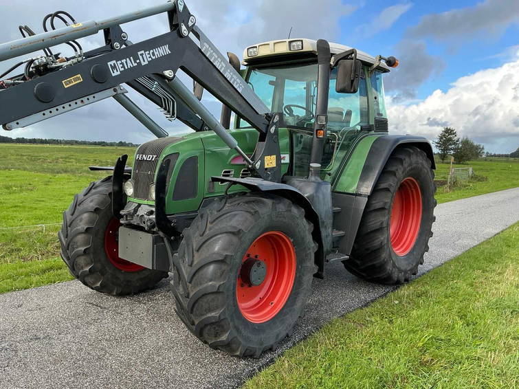 Fendt 711 Vario 18