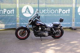 Harley-Davidson Dyna Street BOB