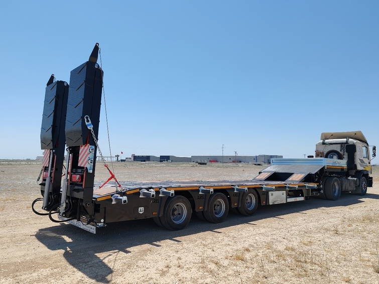 Arel Trailer 3 Axle LOW Loader Trailer Customize 2